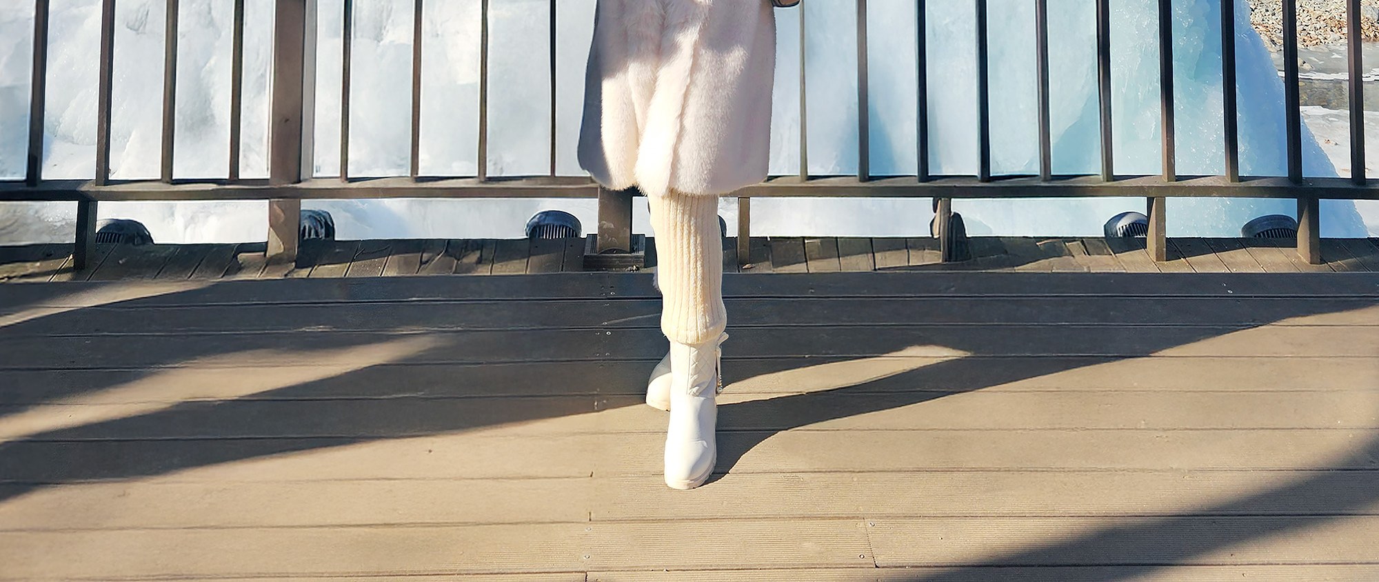 ❄️探索 Eobi Valley 的奇幻魅力，感受大自然鬼斧神工打造的壯麗冰牆。