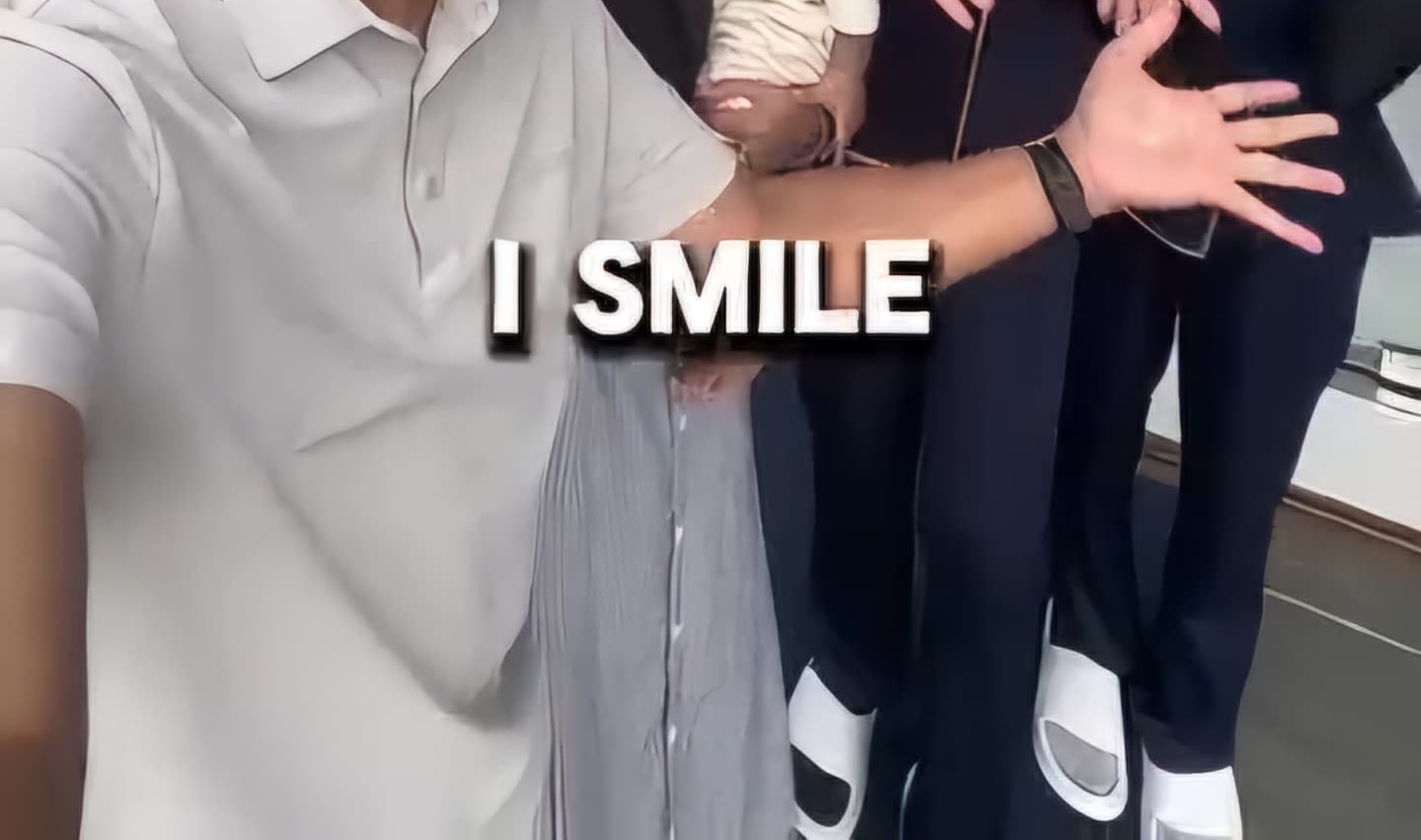 快樂的顧客,快樂的團隊——加入iSmile,和我們一起快樂工作! 快樂的顧客,快樂的團隊——加入iSmile,和我們一起快樂工作!