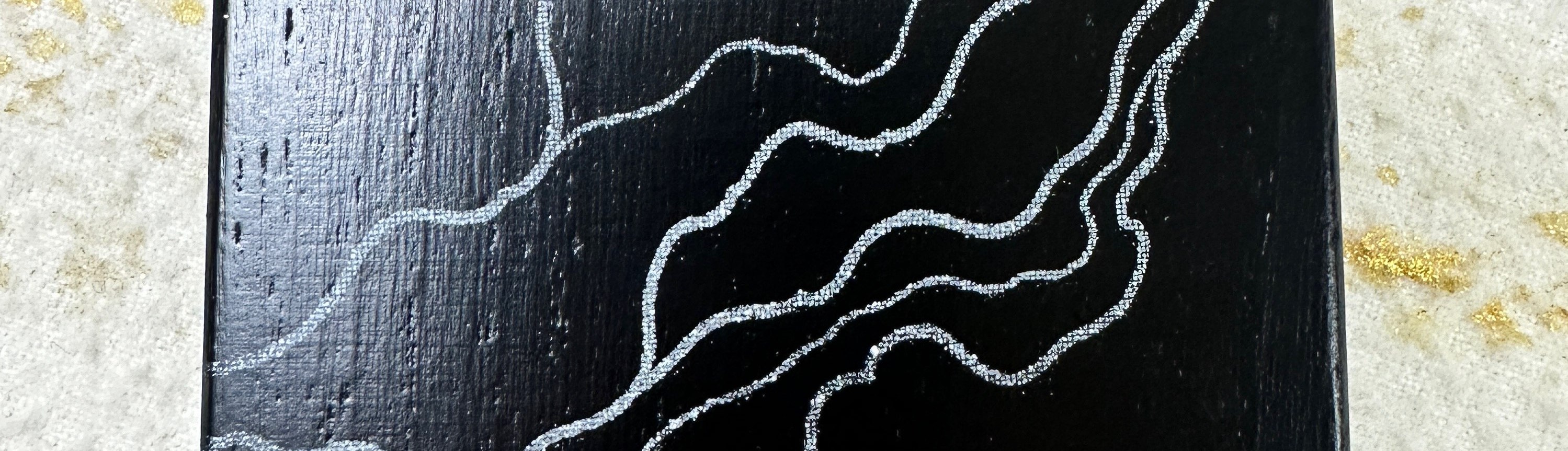 KinsaiGoldCraft: Create Tradition with Tsutsugaki Technique