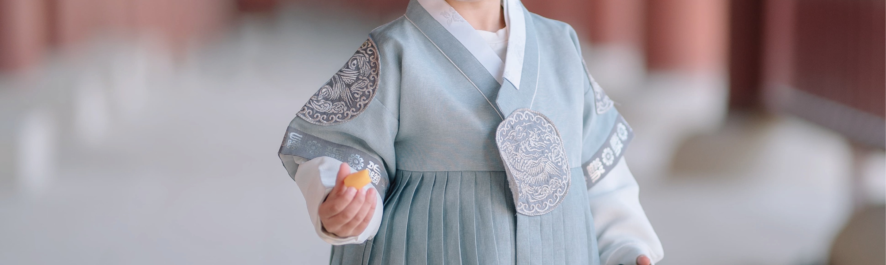 Hanbok Rental with Hairstyling & Accessories at Hanbokgirls - Thumbnail 116