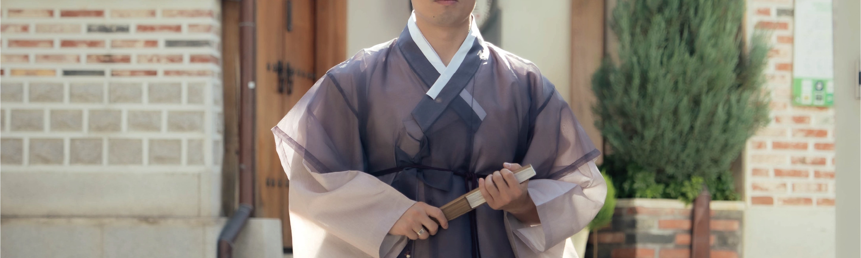 Hanbok Rental with Hairstyling & Accessories at Hanbokgirls - Thumbnail 111