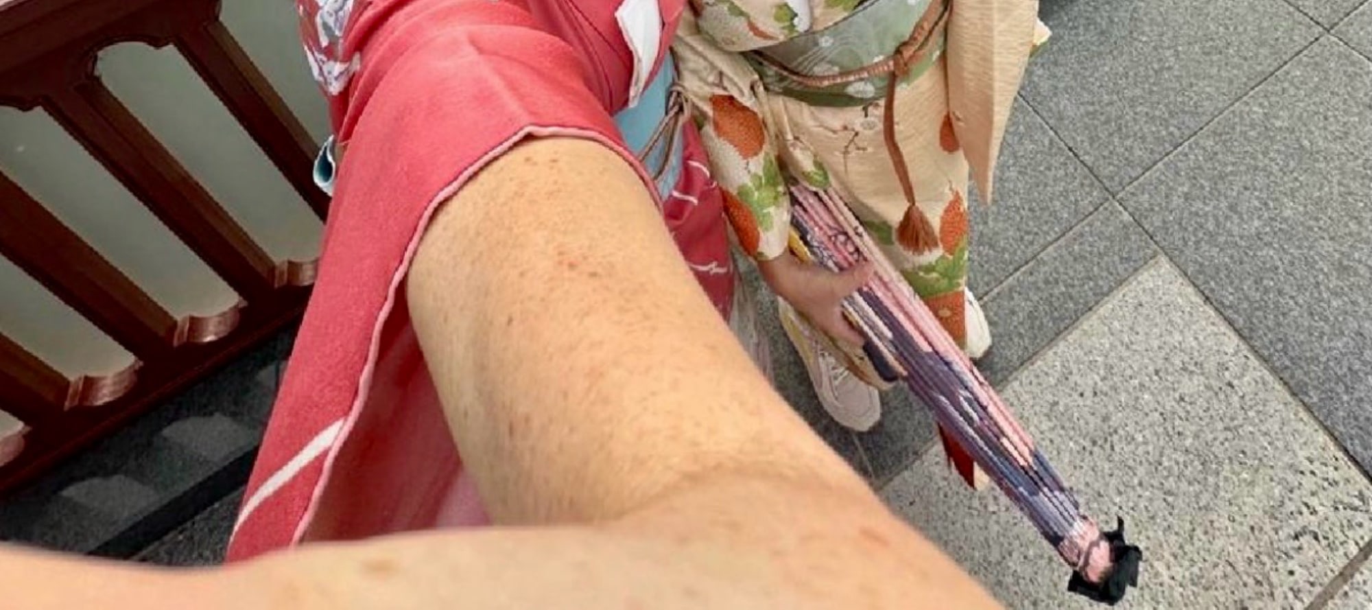 茶道結束後，您可以穿著和服在淺草寺和隅田川附近散步。