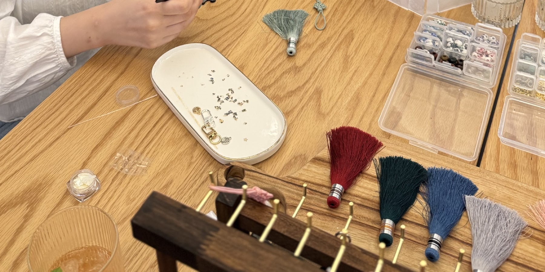 [Seoul Haebangchon] Korean Traditonal Luckycharm Making Class - Thumbnail 10