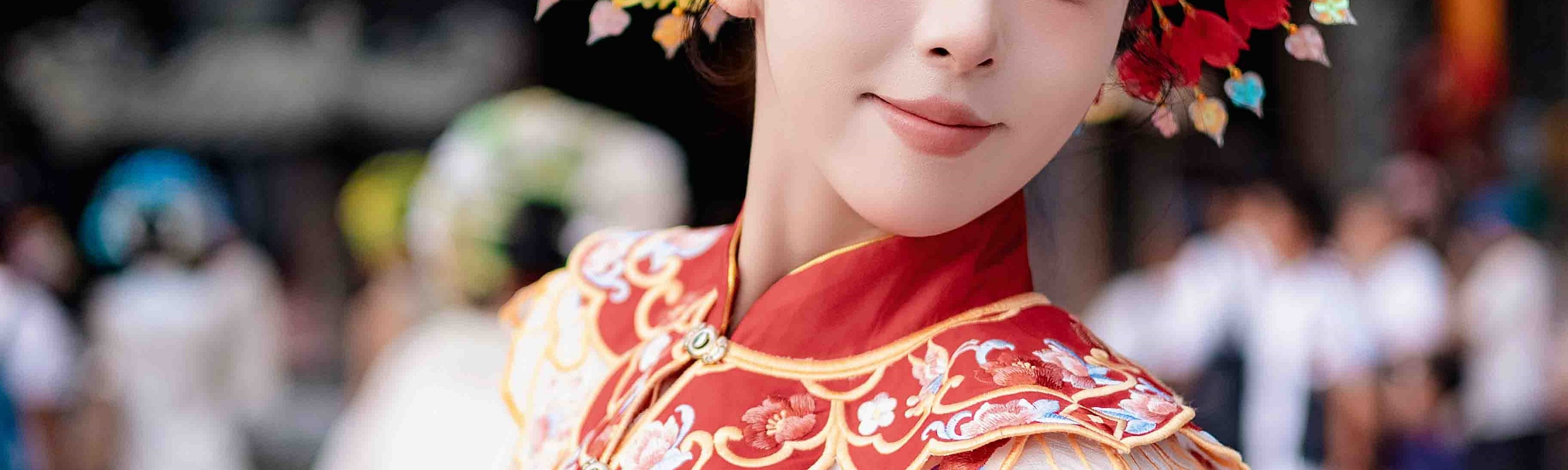 福建泉州簪花體驗+攝影跟拍（精緻妝造+單人簪花+任選服裝+精修美照+底片全送+多個拍照景點）