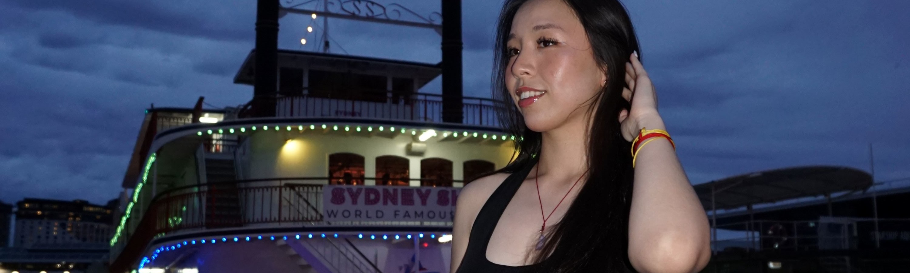 Sydney Harbour Cabaret Show Cruise with 3-Course Dinner - Thumbnail 8