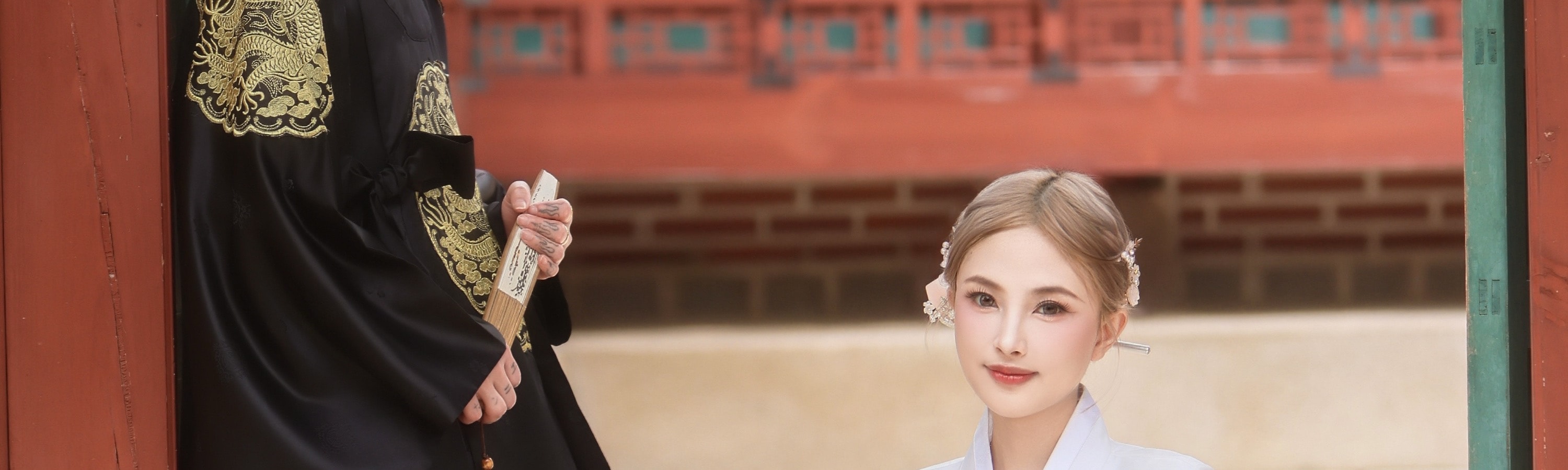 ·王妃韓服
·需要化妝/拍攝 請聯繫ig（hanokhanbok）預約