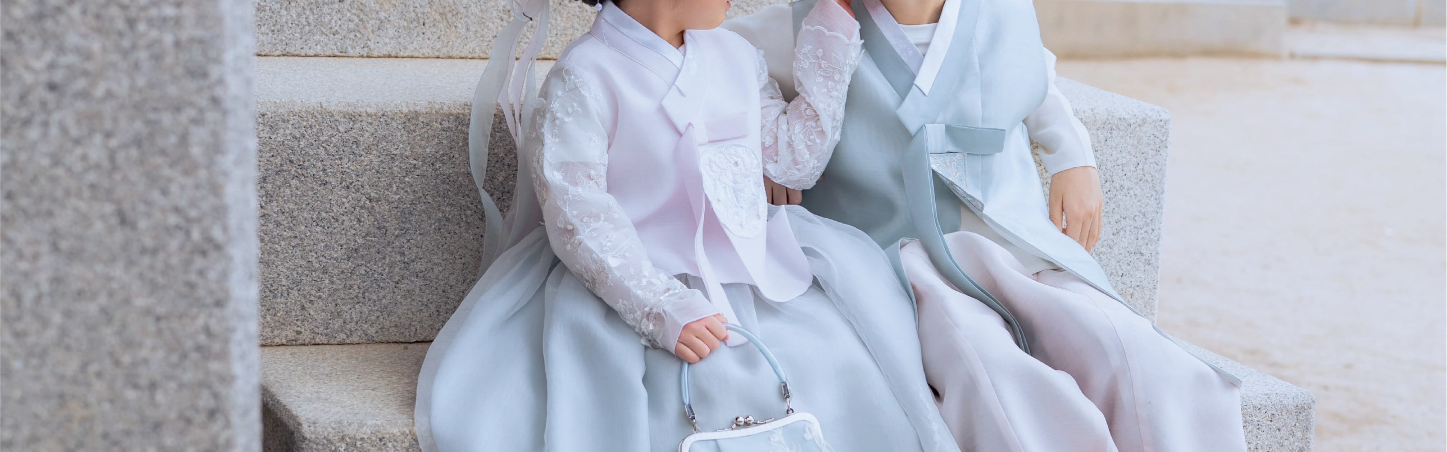 Hanbok Rental with Hairstyling & Accessories at Hanbokgirls - Thumbnail 68