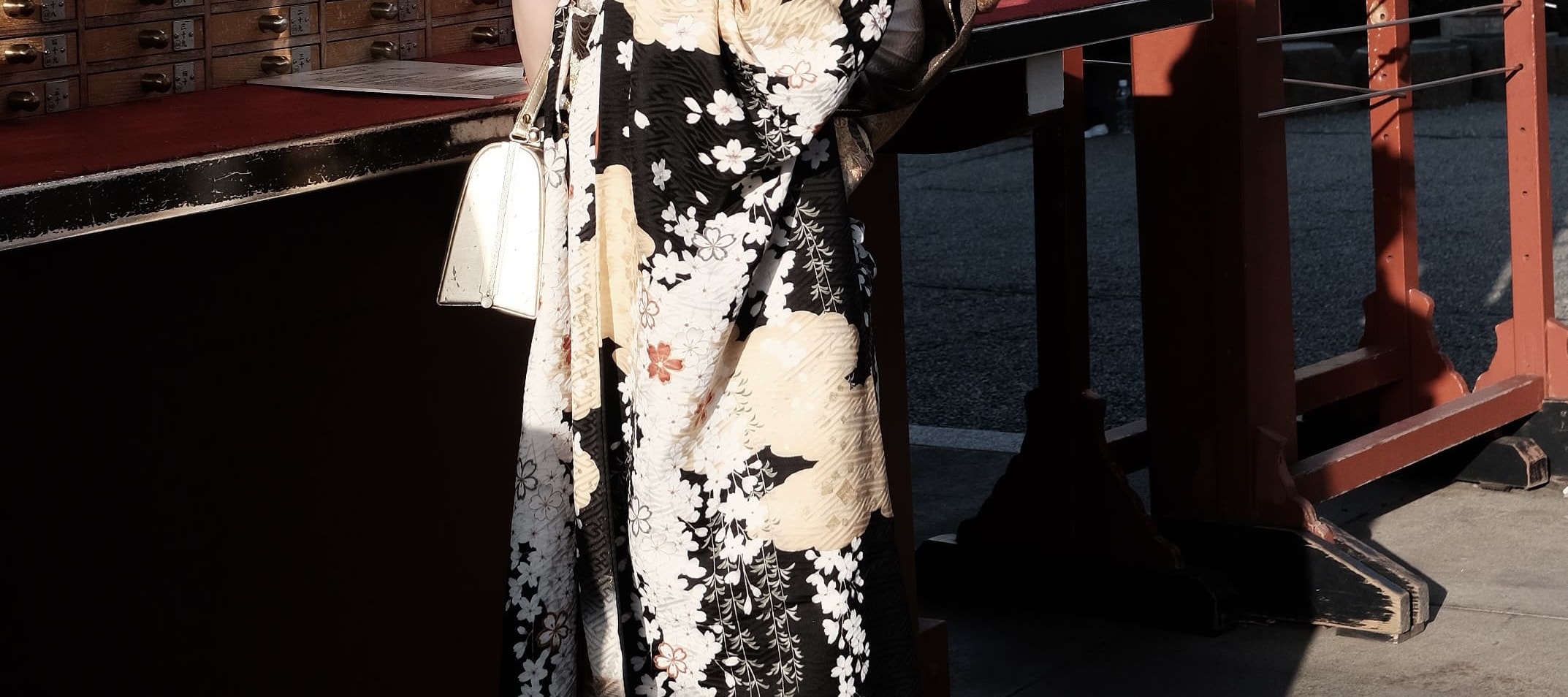 Asakusa Kimono Rental OSHARE Japanese Makeup & Tea Ceremony Experience Open until 10 PM - Thumbnail 25