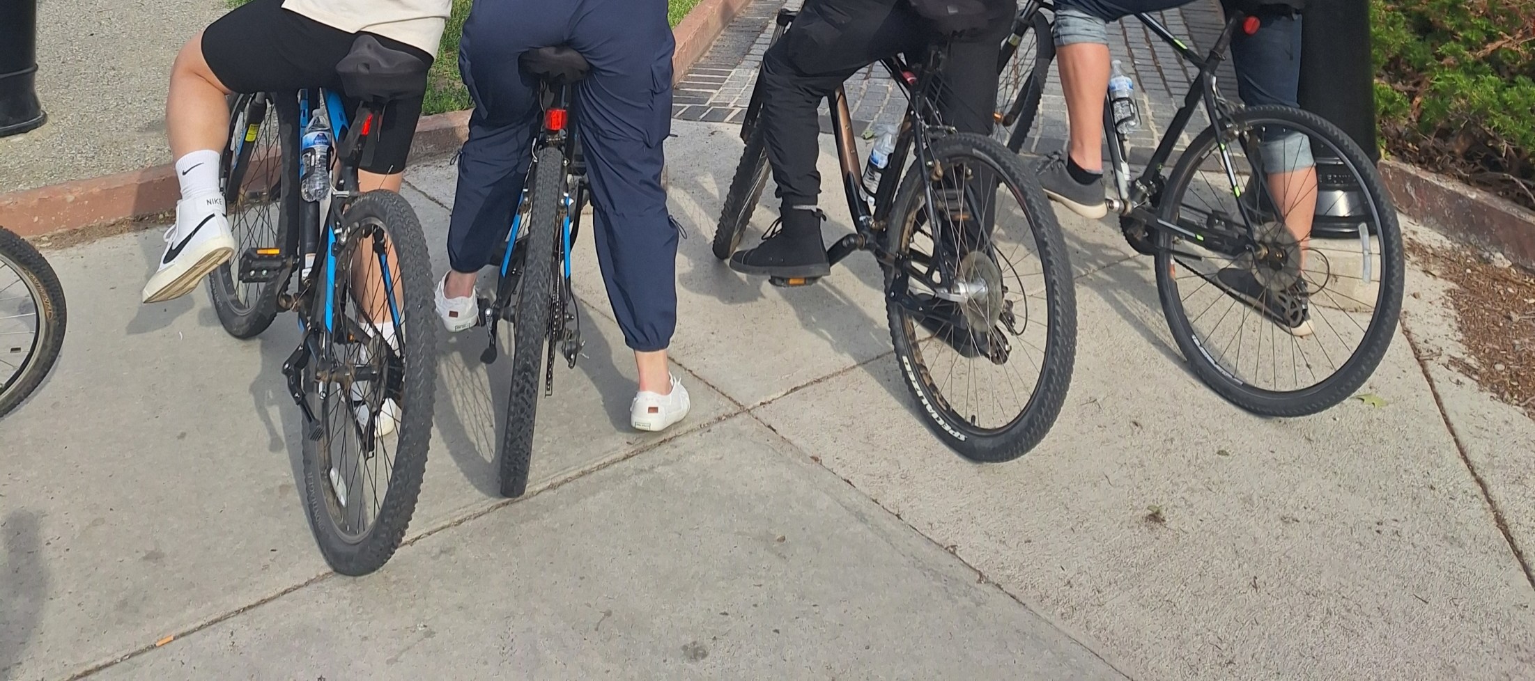 丹佛北河藝術區 & 市中心自行車 & 酒精之旅