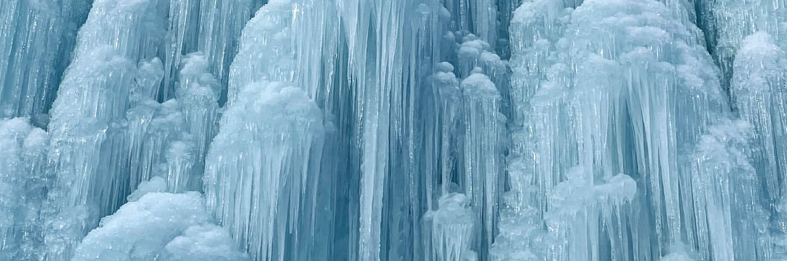 Cheongyang Ice Festival & Nami & Eobi Ice Valley & Strawberry Tour