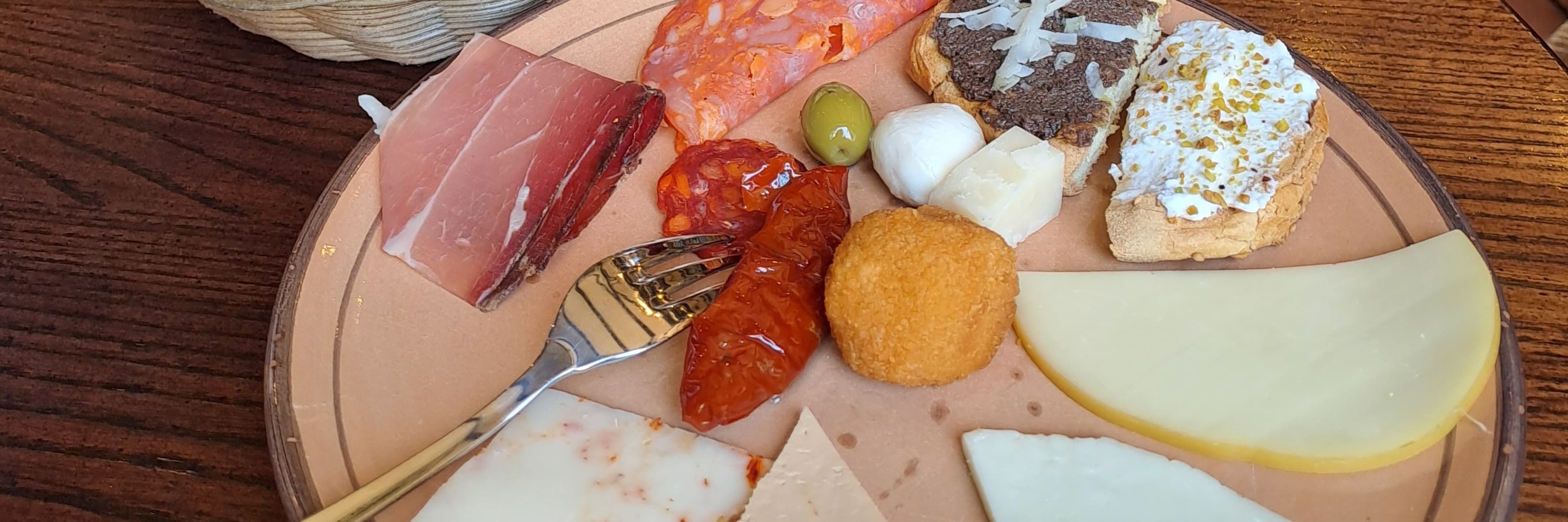 Taormina Street Food & Wine Tour
