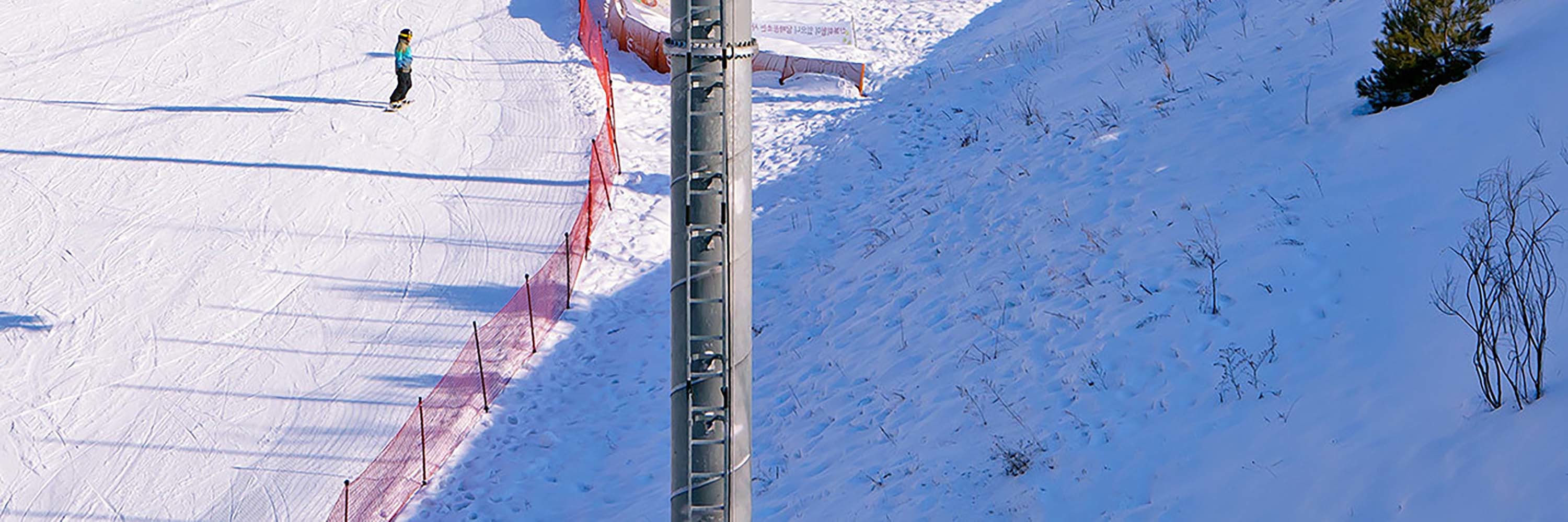 盡情享受滑雪的刺激、飽覽迷人雪景、入住舒適度假村，完美冬季之旅等你來體驗！