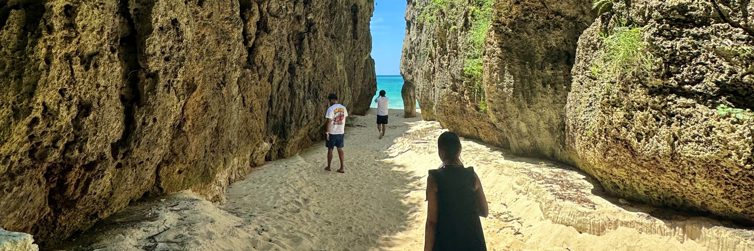隱秘海灘