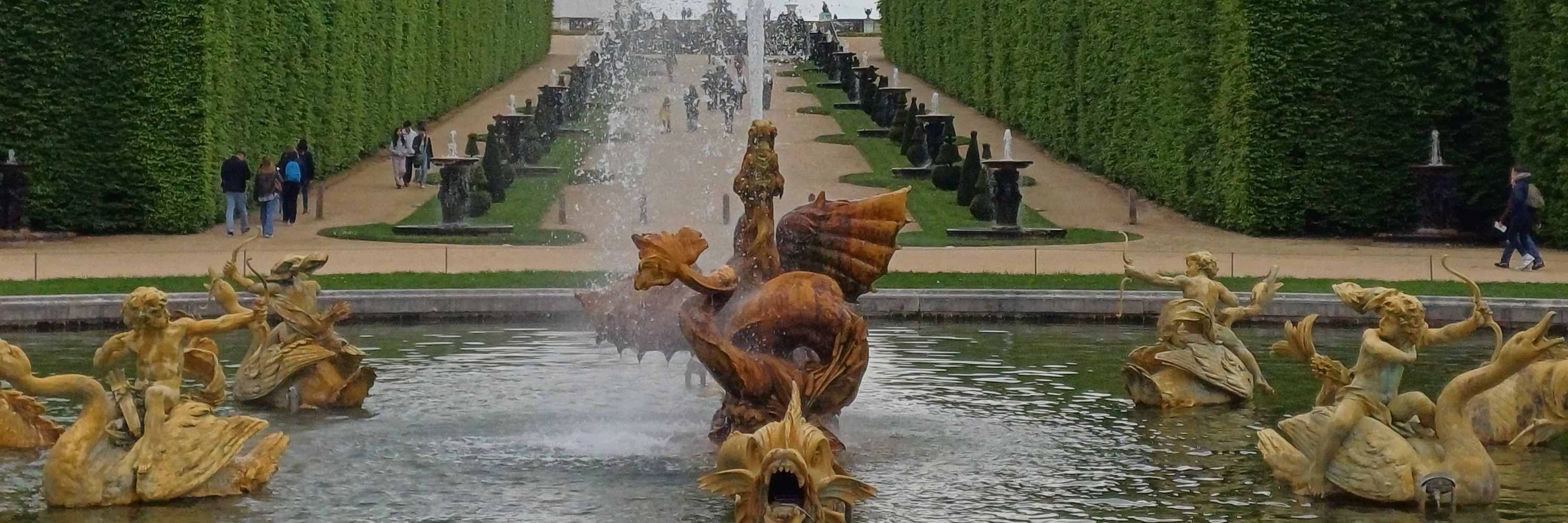 Versailles, Gardens & Hamlet: Full-Day Guided Small-Group Tour