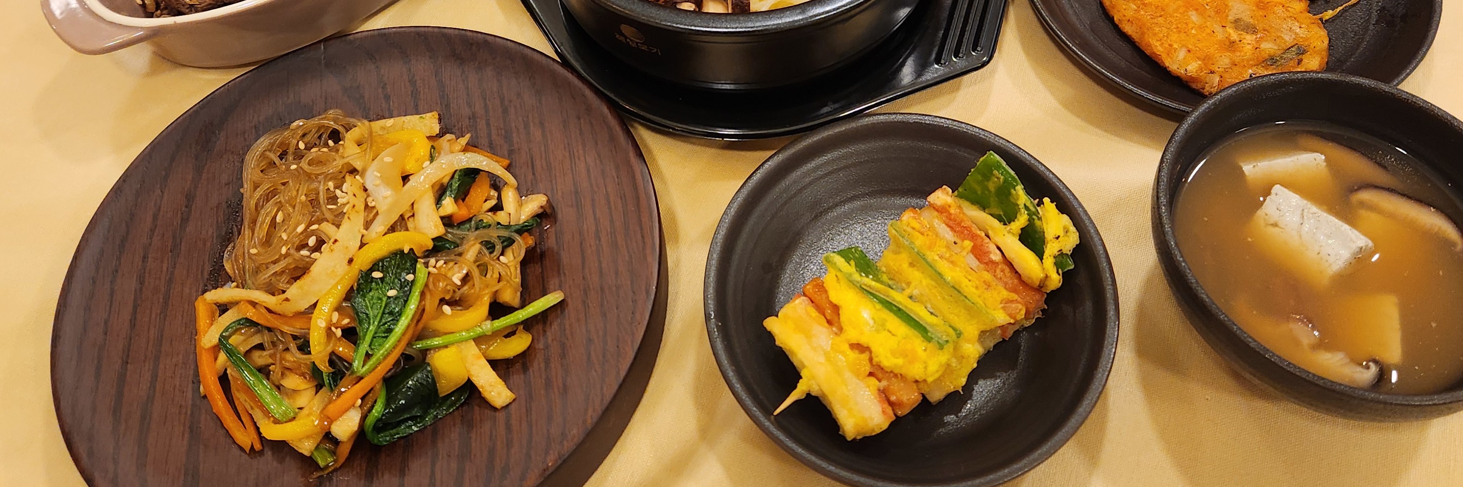 Traditional Korean cooking class + Hidden Alley Tour in Seoul