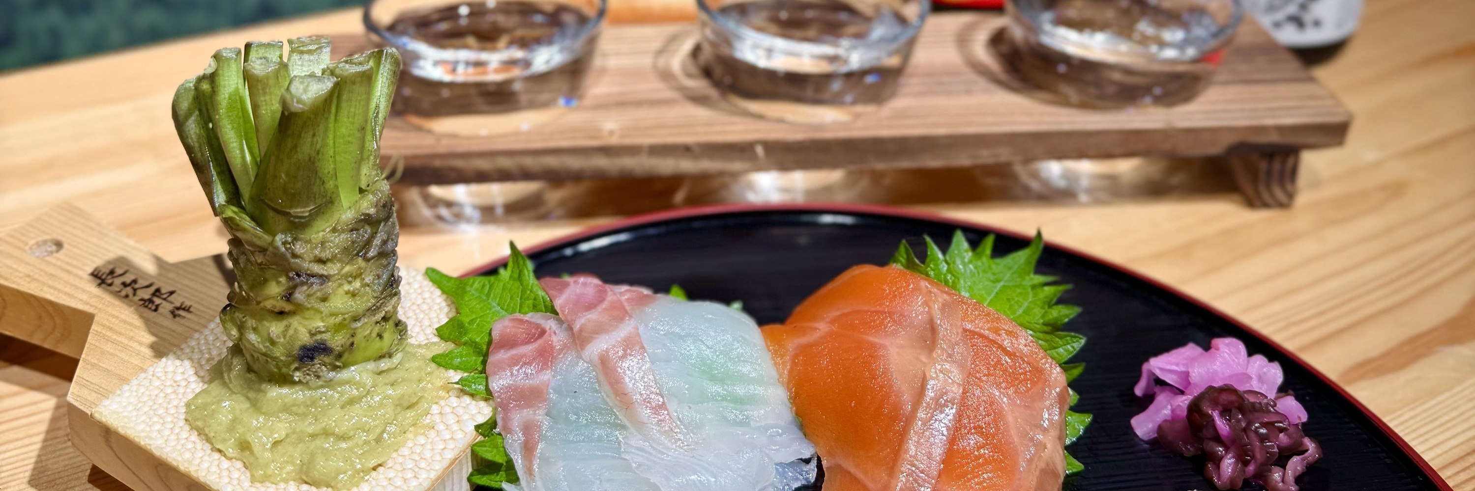 Sushi making class in Tokyo Tsukiji fish market with Pro sushi chef - Thumbnail 8