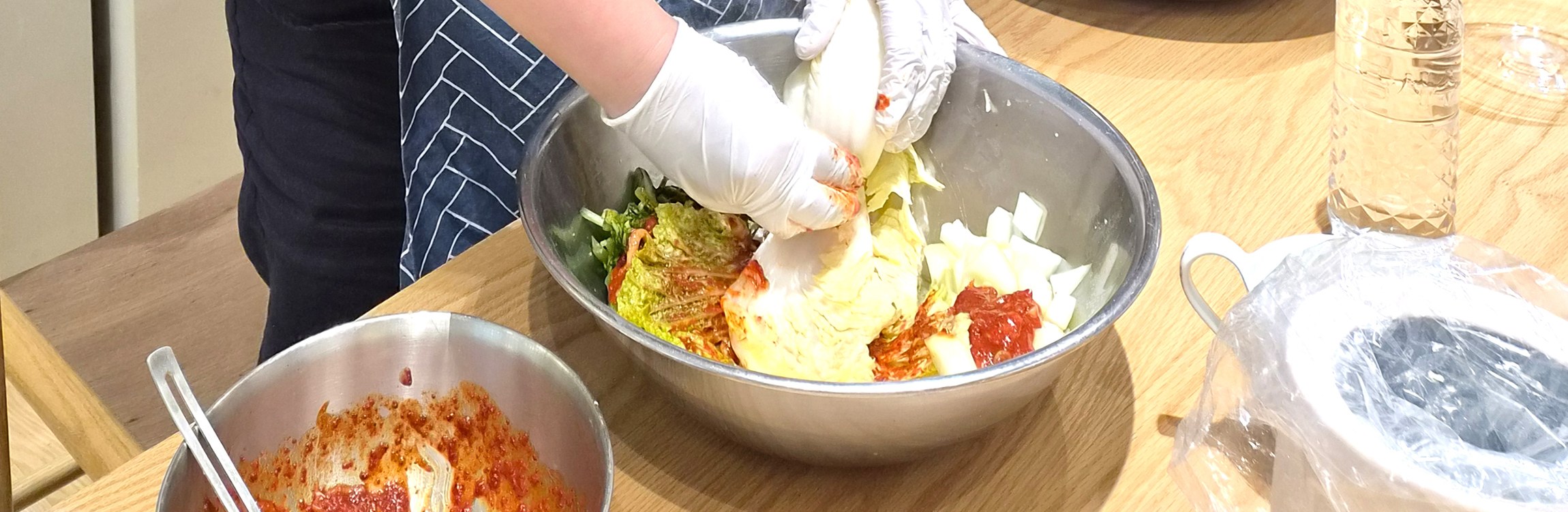 Traditional Kimchi Making Class in Seoul  - Thumbnail 17