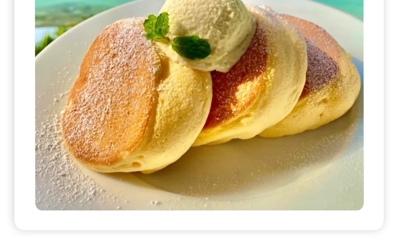 A pioneer of Instagrammable pancake shops, built along the coastline. Enjoy moist and fluffy delicious pancakes with a panoramic view of the Seto Inland Sea in the distance.