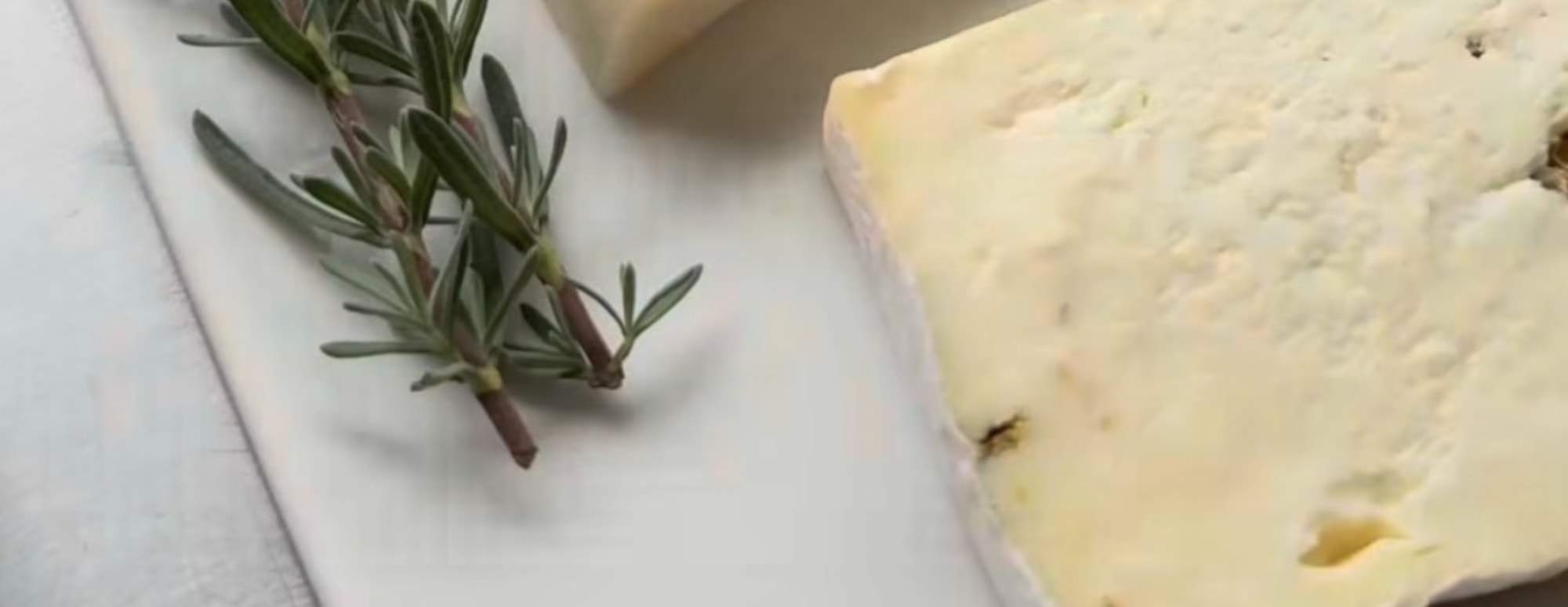 Yarra Valley Foodies Tour with Chandon, Cheese & Kangaroo Safari - Thumbnail 7
