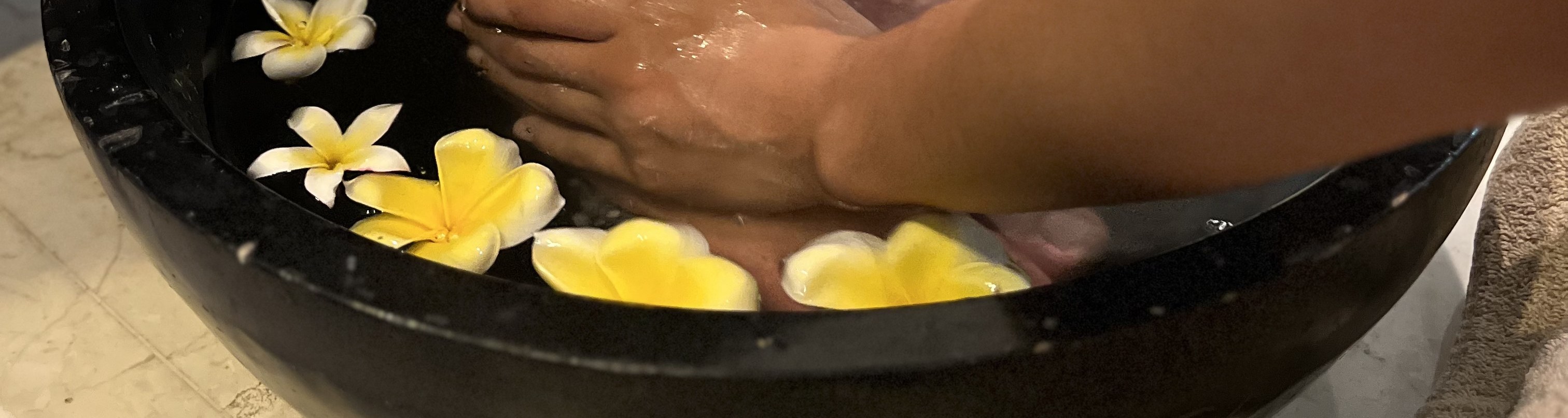 烏布皇家卡美拉別墅酒店Aum Spa按摩水療體驗