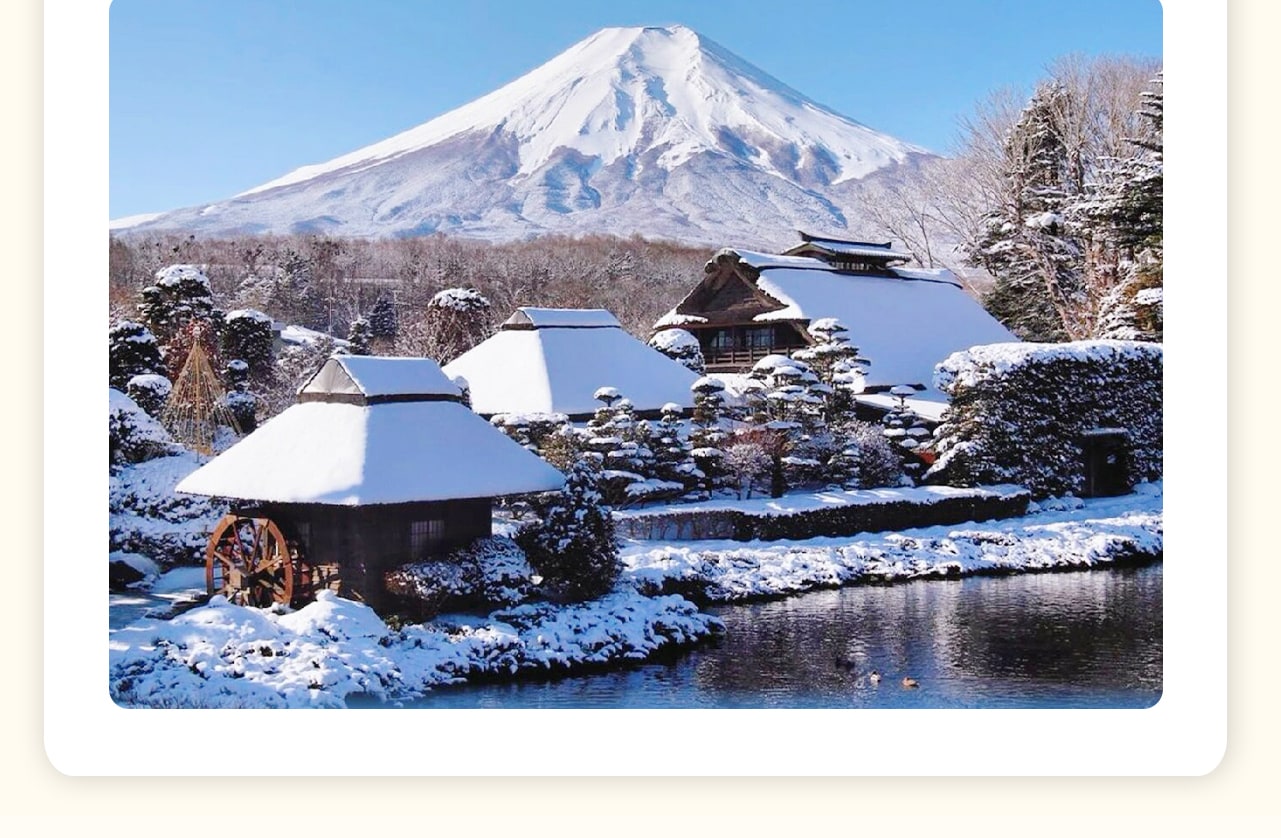 忍野八海位於日本山梨縣,是富士山腳下的八個湧泉統稱。這些泉水清澈透明,源於富士山的融雪,經過地層過濾而成。忍野八海包括御釜池、底拔池、銚子池等,每個池子都有其獨特的傳說和風景。這裡是日本國家指定天然紀念物,亦被列入世界文化遺產。遊客可以欣賞到倒映著富士山的美麗池水,品嚐當地特色美食,感受自然的治癒力量。 忍野八海位於日本山梨縣,是富士山腳下的八個湧泉統稱。這些泉水清澈透明,源於富士山的融雪,經過地層過濾而成。忍野八海包括御釜池、底拔池、銚子池等,每個池子都有其獨特的傳說和風景。這裡是日本國家指定天然紀念物,亦被列入世界文化遺產。遊客可以欣賞到倒映著富士山的美麗池水,品嚐當地特色美食,感受自然的治癒力量。
