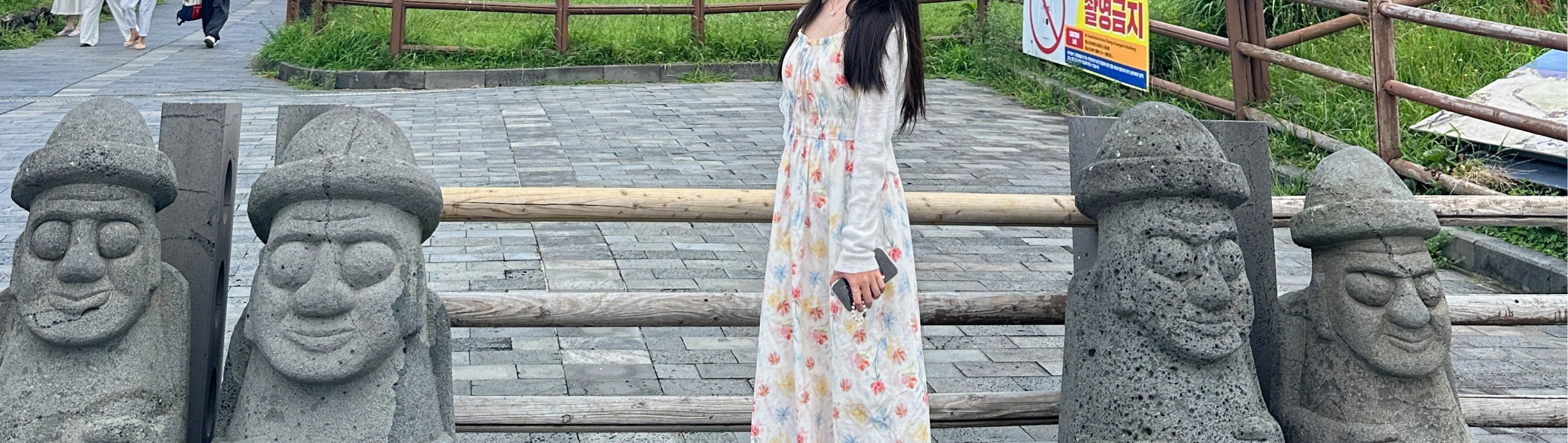 A. Eco Land 森林小火車 - 日出樂園（米千窟）- 涉地可支 - 濟州咖啡廳 - 城山日出峰