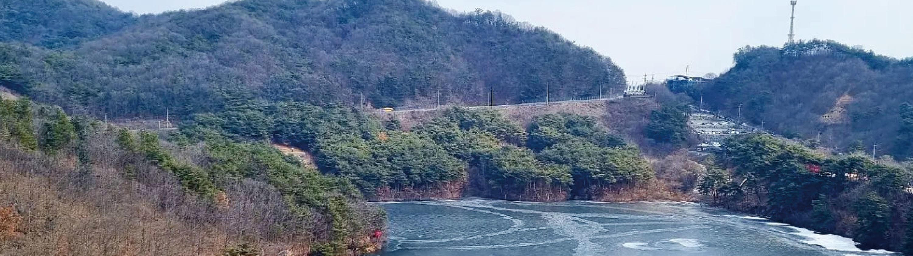 Cheongyang Ice Festival & Nami & Eobi Ice Valley & Strawberry Tour