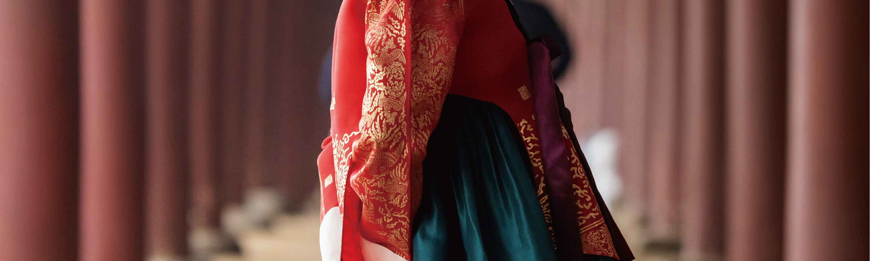 Hanbok Rental with Hairstyling & Accessories at Hanbokgirls - Thumbnail 102