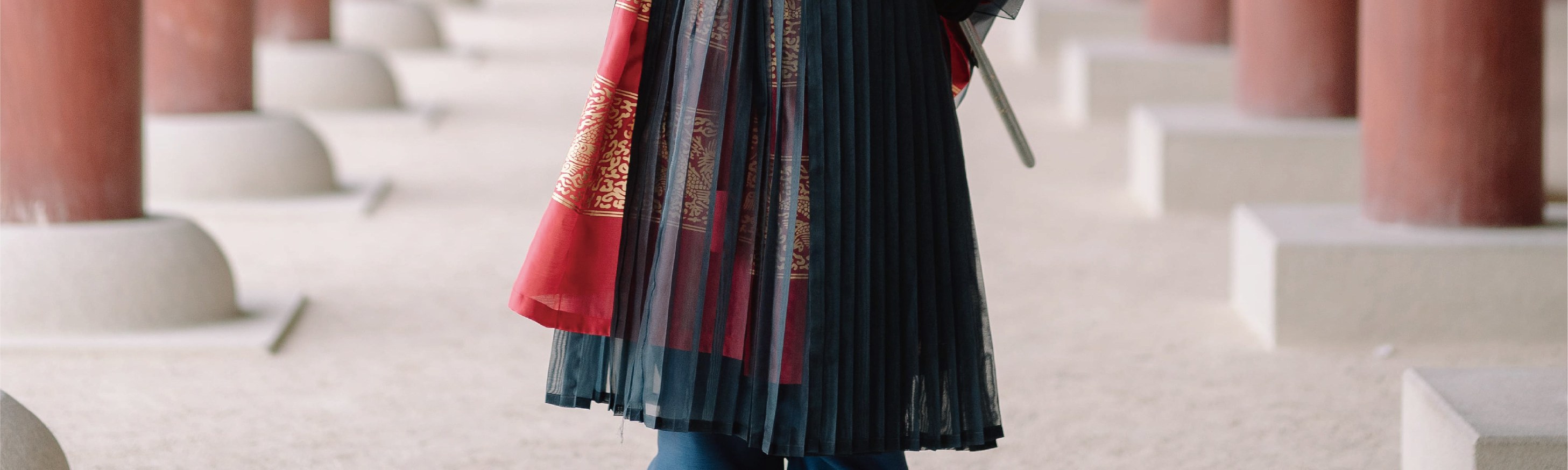 Hanbok Rental with Hairstyling & Accessories at Hanbokgirls - Thumbnail 97