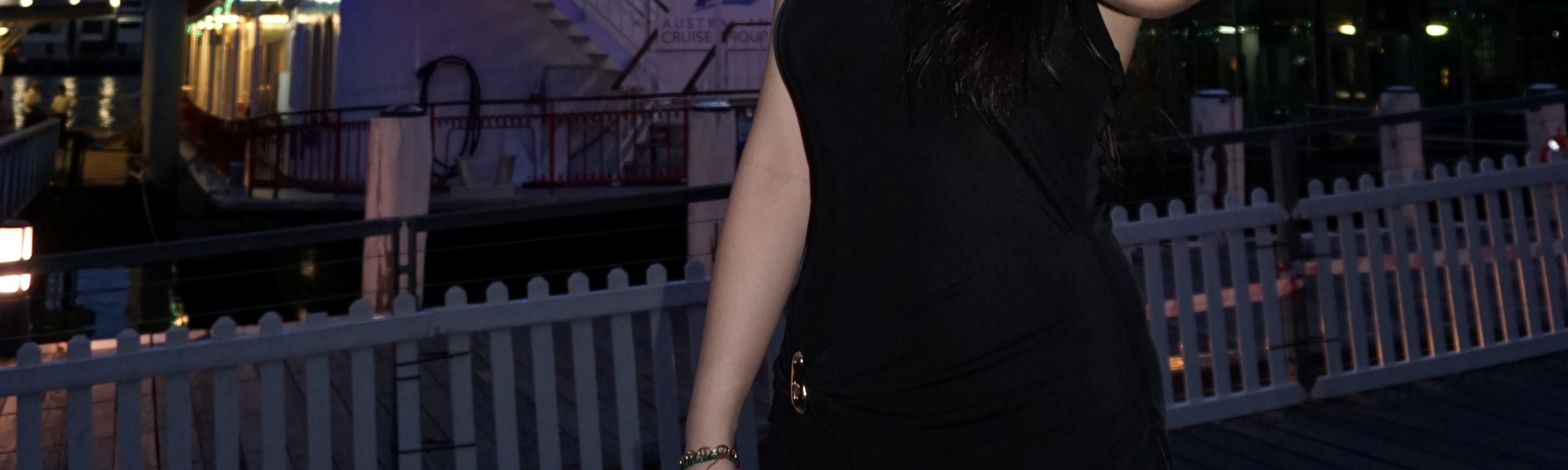 Sydney Harbour Cabaret Show Cruise with 3-Course Dinner - Thumbnail 9
