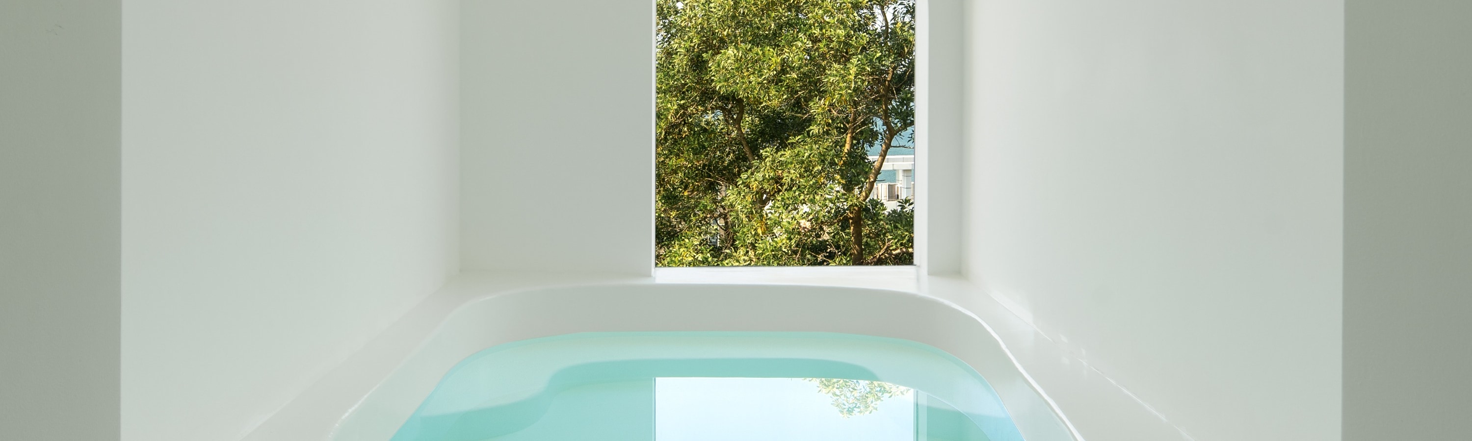 Dawn Cave Pool King Room