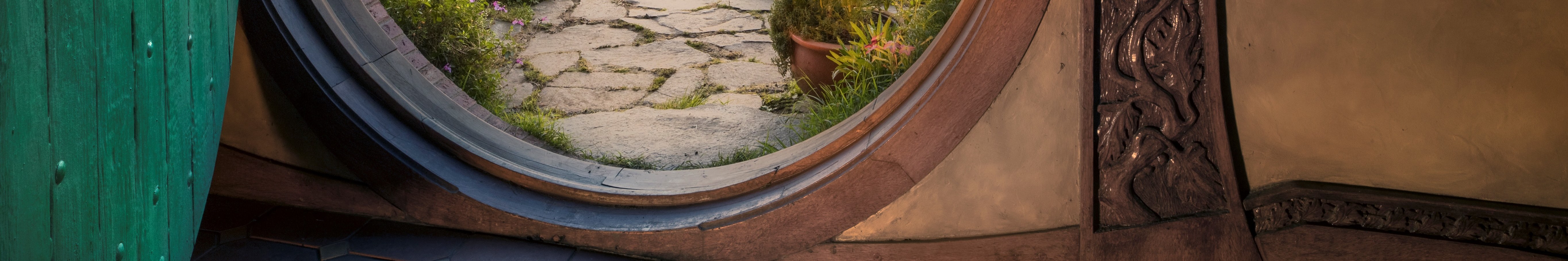 體驗迷人的鄉村氛圍，欣賞充滿活力的鮮花和傳統的夏爾建築