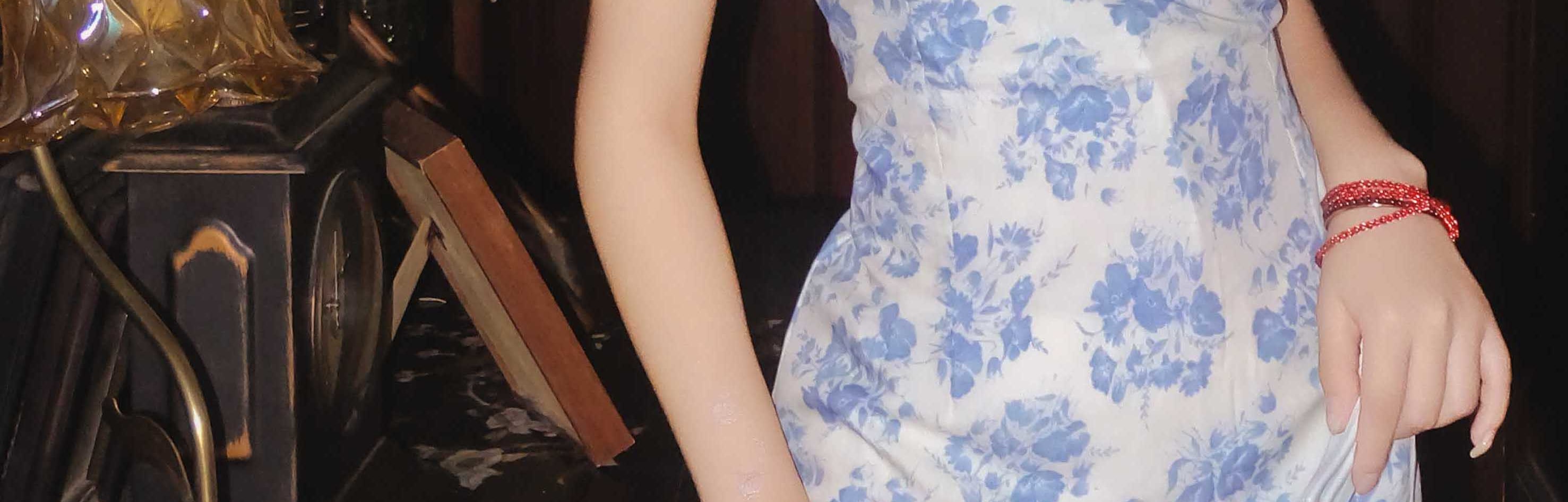 Shanghai Yu Garden Traditional Chinese Costume Hanfu Qipao Experience (Hanfu Rental/Makeup/Photography) - Thumbnail 14