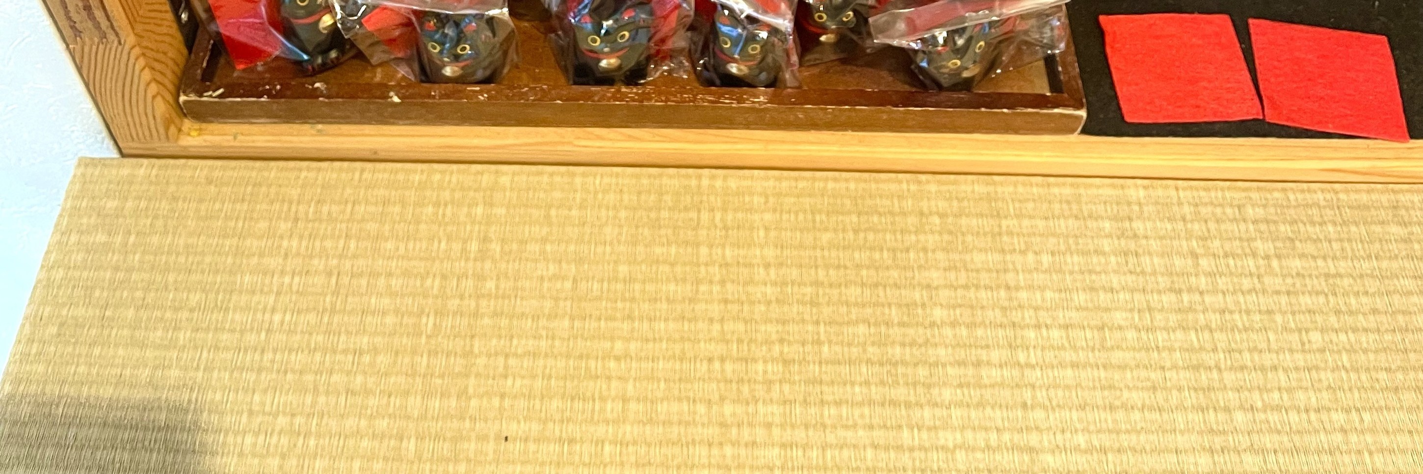 Cat-themed item store.