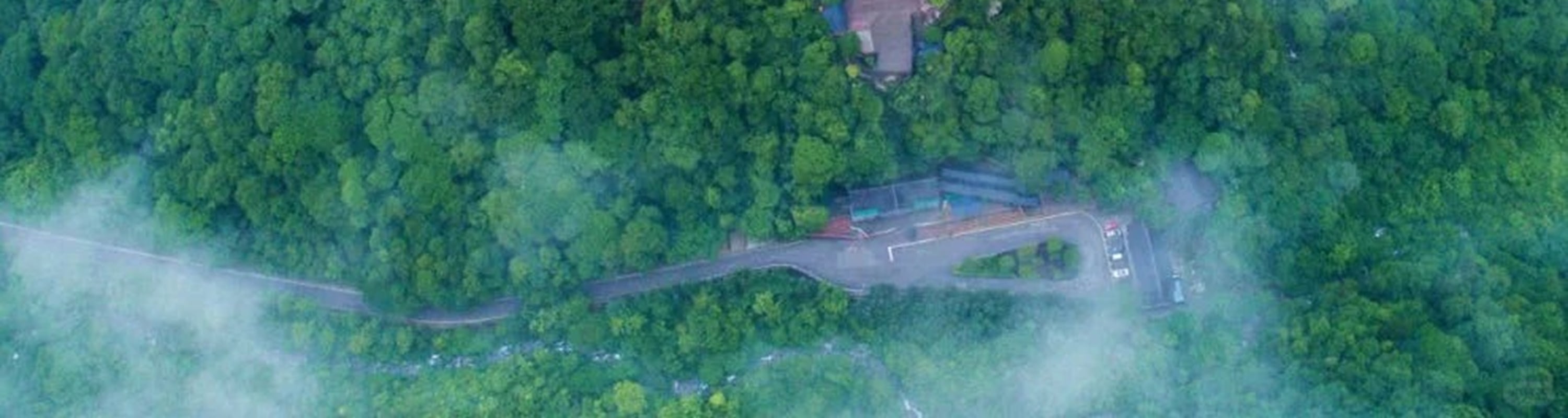 湖南魅力張家界高端純玩3日之旅（天門山洞+百龍天梯+喀斯特地貌+懸崖玻璃棧道+乘纜車看絕美景色+打卡《阿凡達》取景地+暢遊5A精華景點）