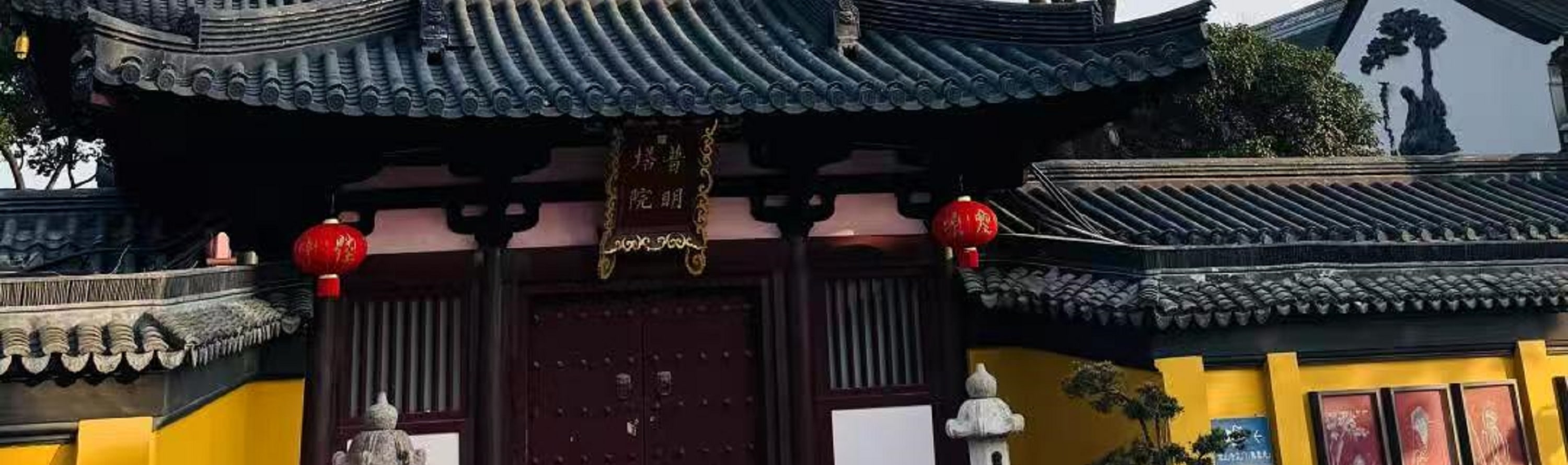 The thousand-year-old temple - Hanshan Temple, like Suzhou gardens, is a symbol of Gusu