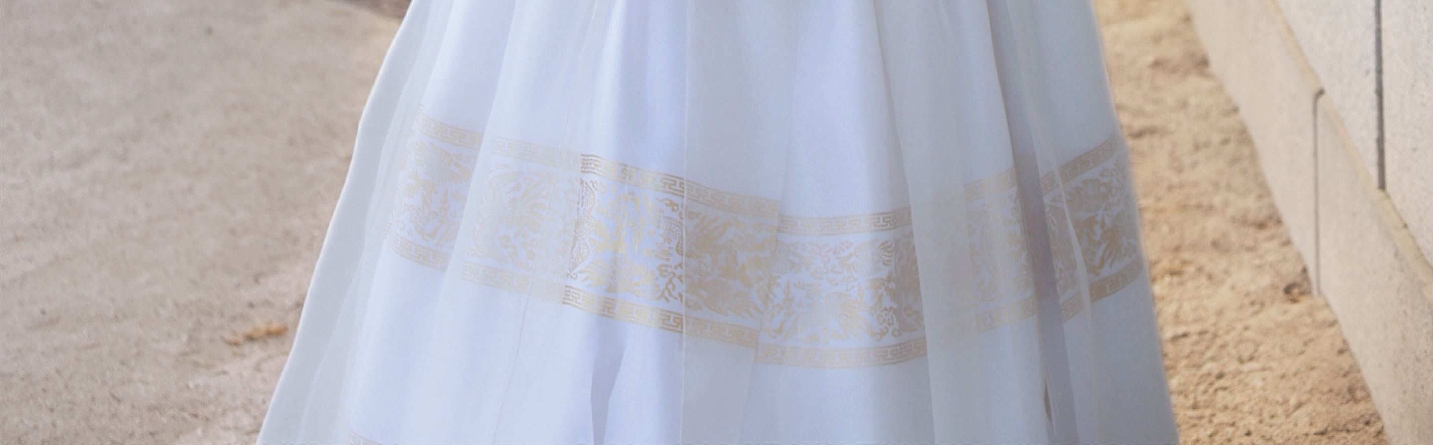 Hanbok Rental with Hairstyling & Accessories at Hanbokgirls - Thumbnail 56