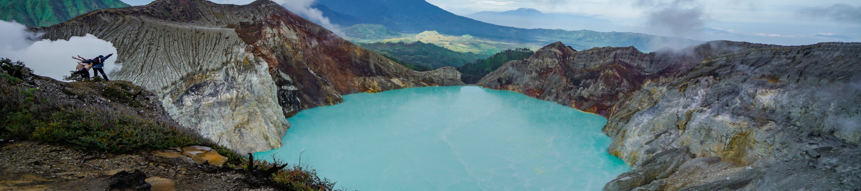 ijen crater banyuwangi