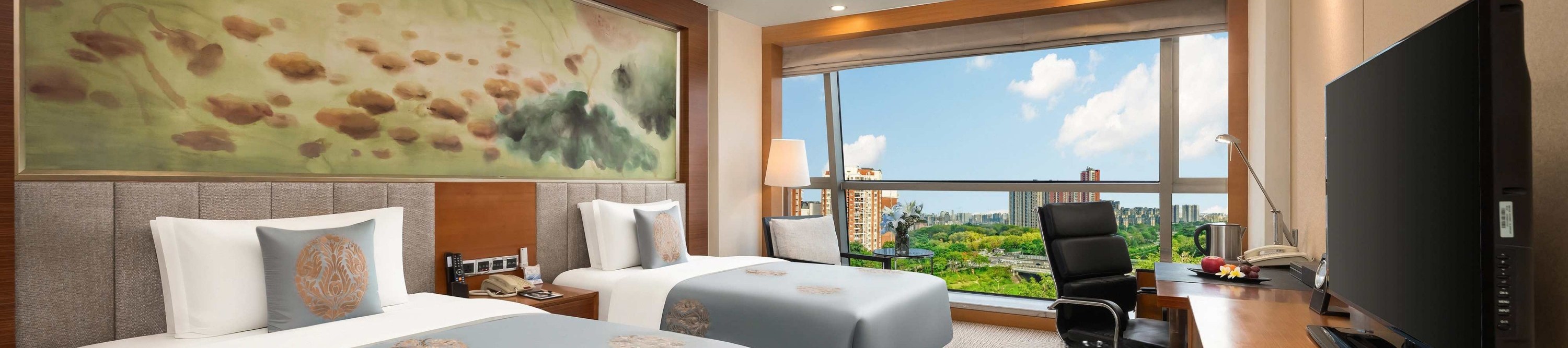 [Near Mission Hills Resort] Grand Skylight International Hotel Shenzhen Mission Hills Accommodation Package | Near Karoo Snow World