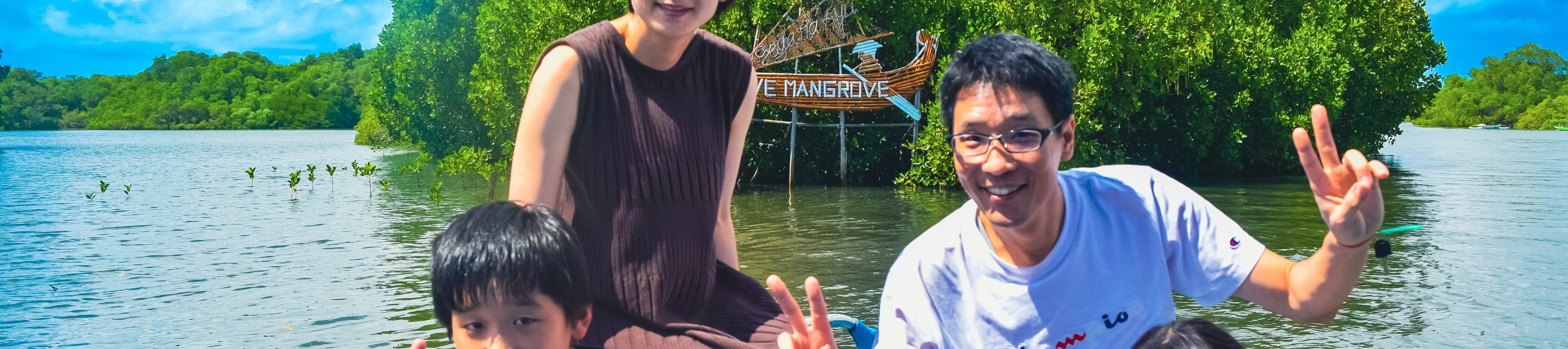 龜島 & 玻璃底船 & 紅樹林巡航之旅（JTB Indonesia提供）