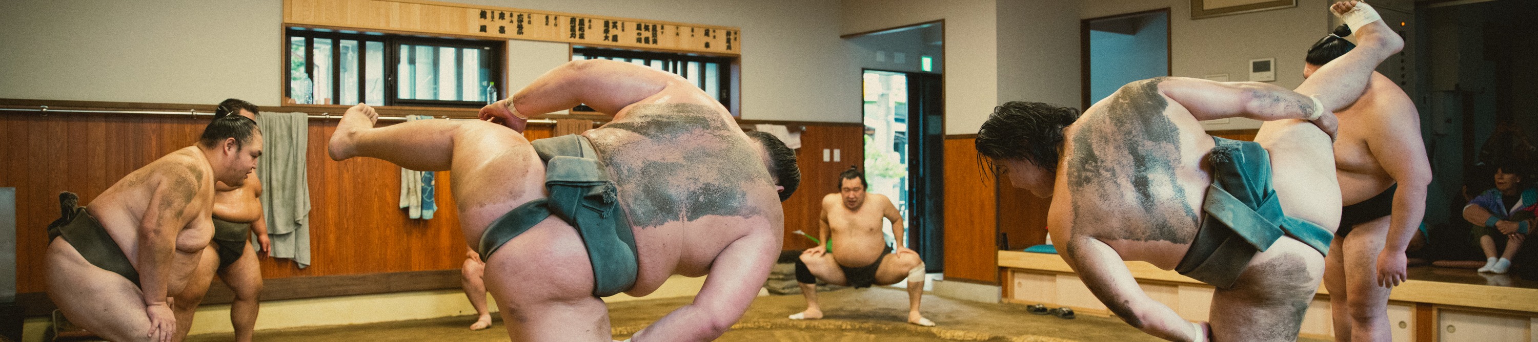 Tokyo Sumo Morning Practice Tour: Real Stable Viewing & Guide - Thumbnail 19