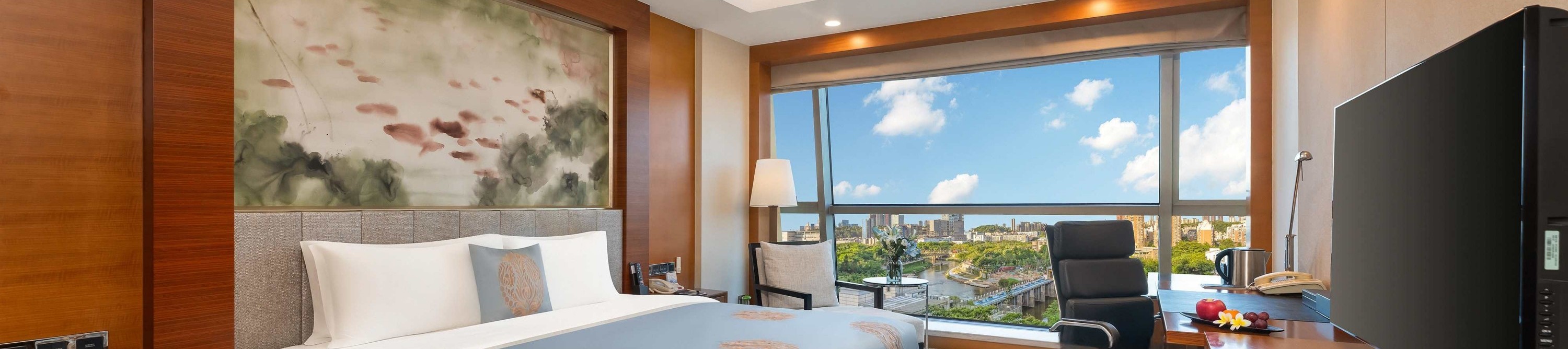 [Near Mission Hills Resort] Grand Skylight International Hotel Shenzhen Mission Hills Accommodation Package | Near Karoo Snow World
