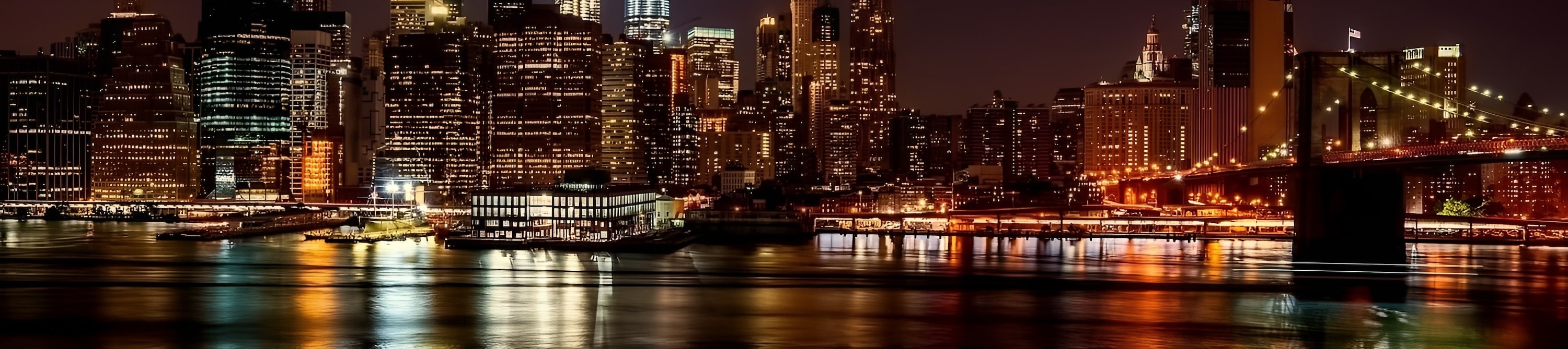 欣賞曼哈頓天際線在哈德遜河中的倒影