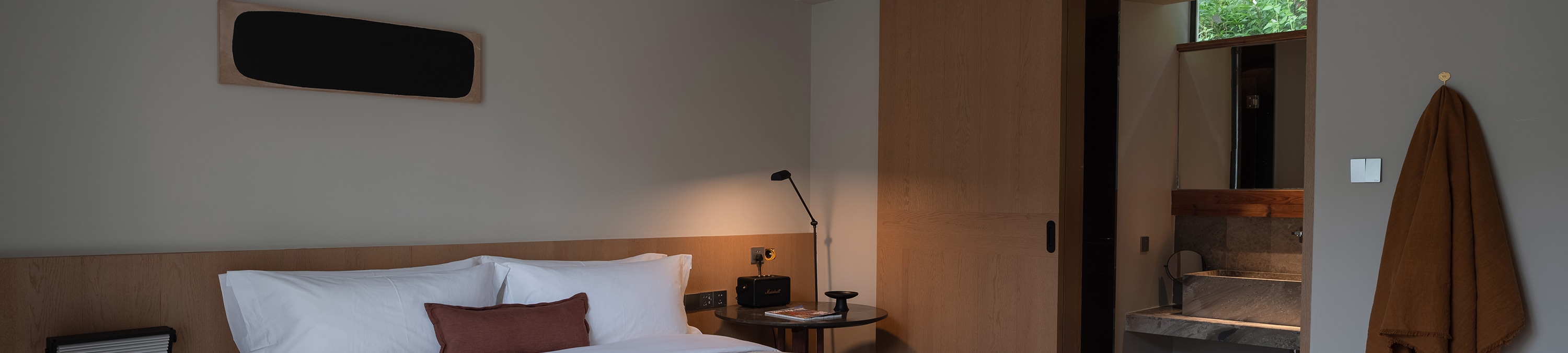 Bailu Mountain View King Room