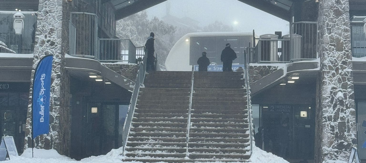 Private Mount Buller Snow & Ski Tour in Melbourne