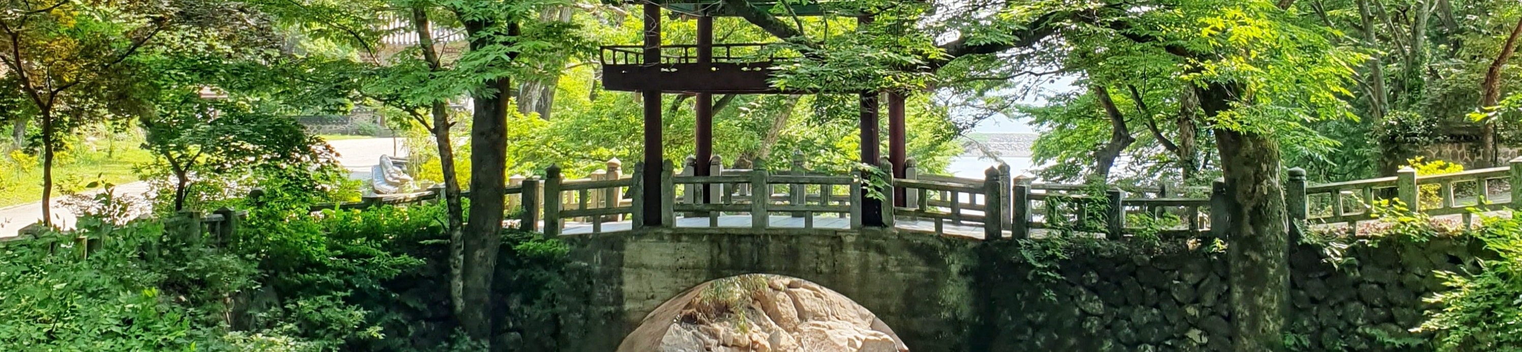 天恩寺「水紅樓」
