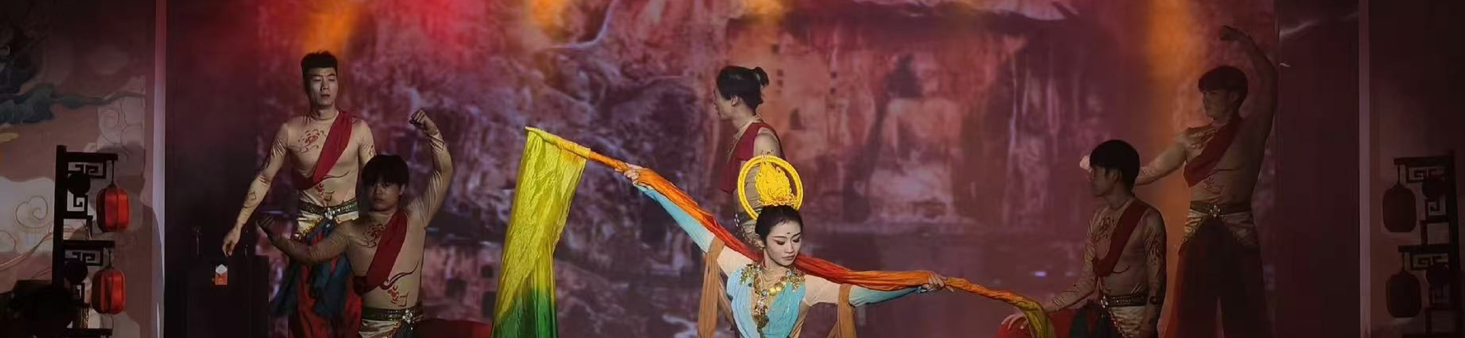 洛陽《龍門宴樂》沉浸式體驗千年盛世隋唐宮廷盛宴（帝王同款宮廷宴會場景+唐風樂舞表演+宮廷御膳小吃+可選古代服裝換裝體驗）