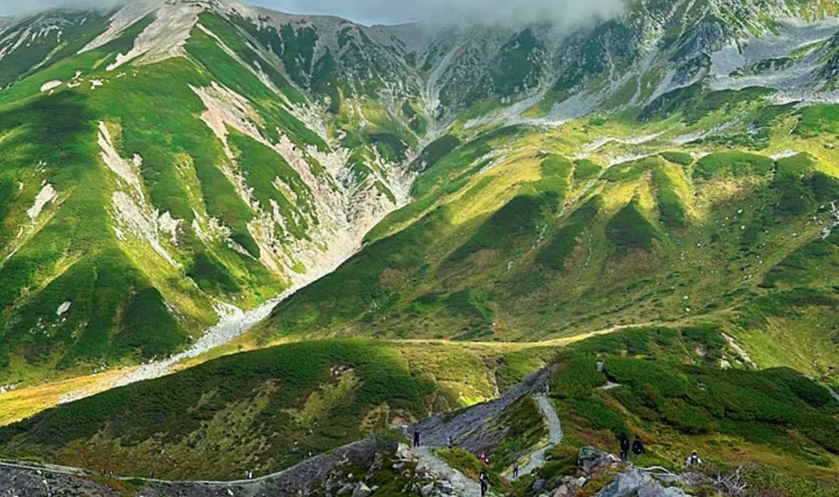 立山黑部阿爾卑斯山脈路線上高地2天1夜夏季之旅（名古屋出發）