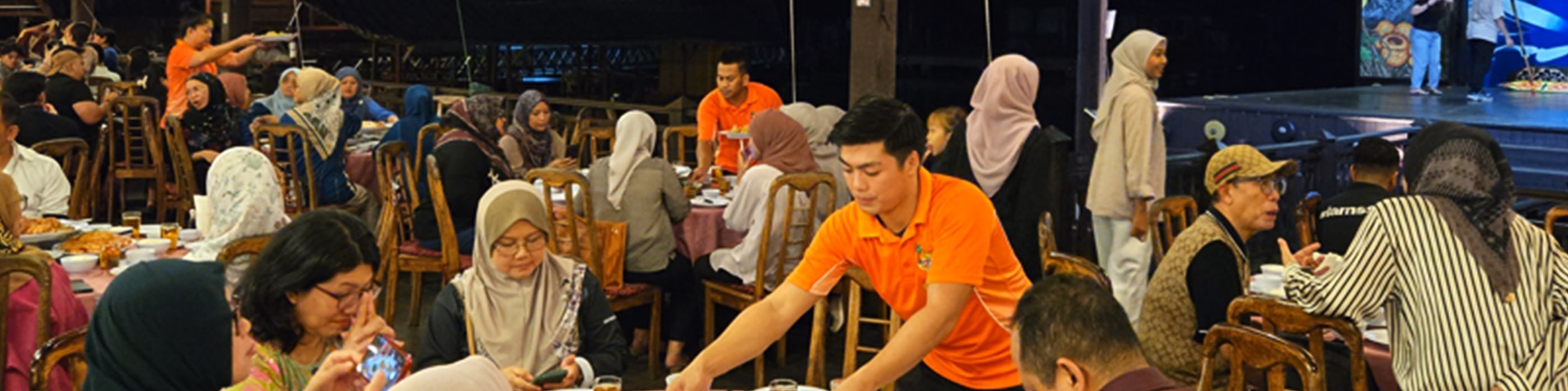 亞庇 Kampung Nelayan Floating Seafood Market Restaurant