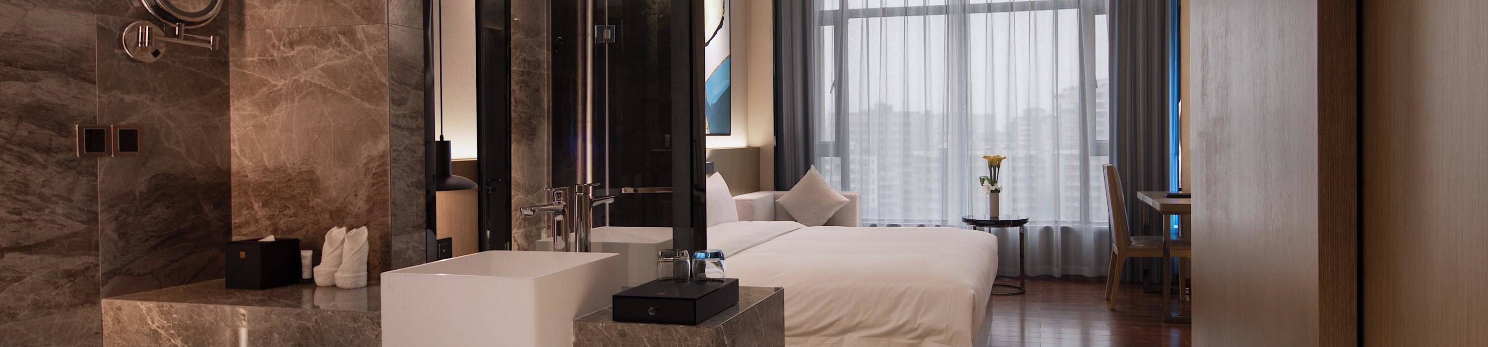[Near Guangzhou Sunac] Jin Manfu International Hotel (Guangzhou Huadu Square Sunac Resort) Accommodation Package | Classic and Established Chinese Restaurant Dim Sum